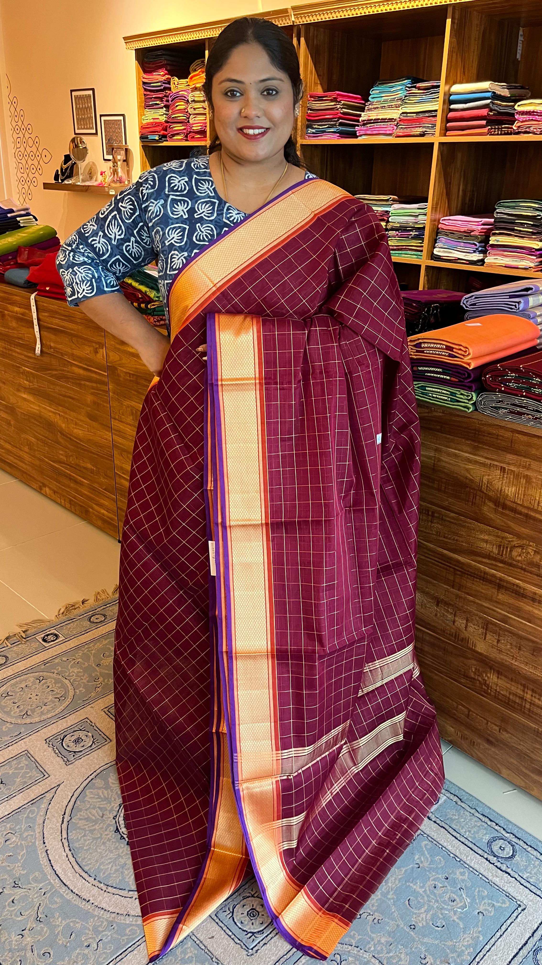 Devendra 6Yards Checked Saree - 11-08B-03-6Y-01