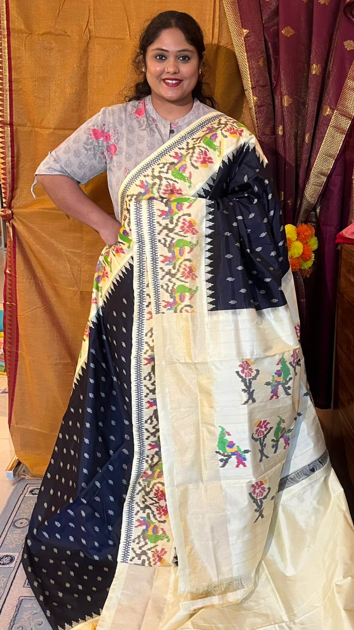 Pochampally Double Ikkat Saree - 01-03-34-PS-03 (Navy blue)