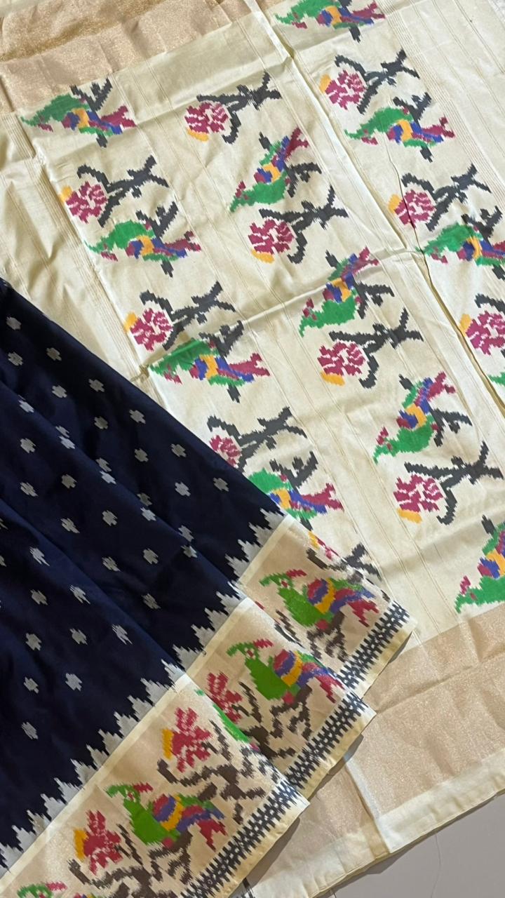 Pochampally Double Ikkat Saree - 01-03-34-PS-03 (Navy blue)