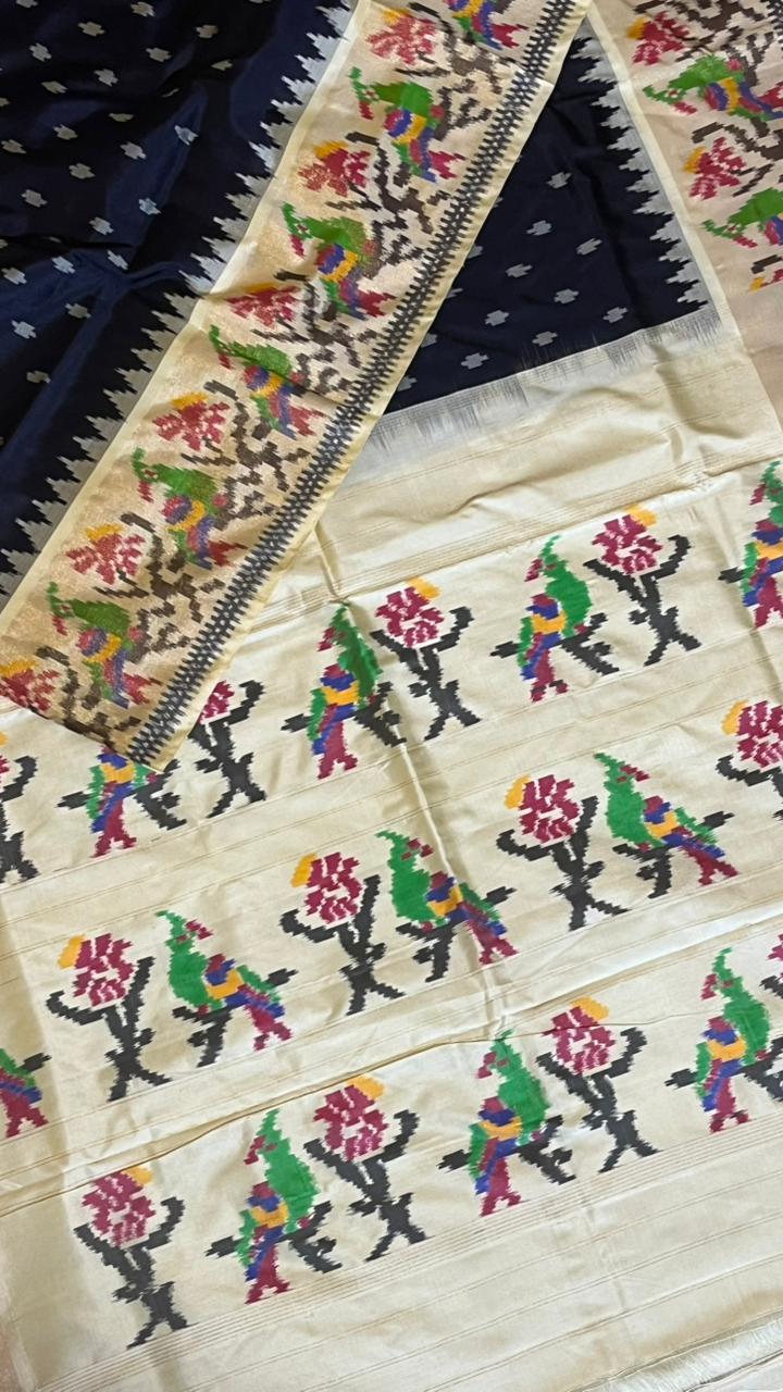 Pochampally Double Ikkat Saree - 01-03-34-PS-03 (Navy blue)