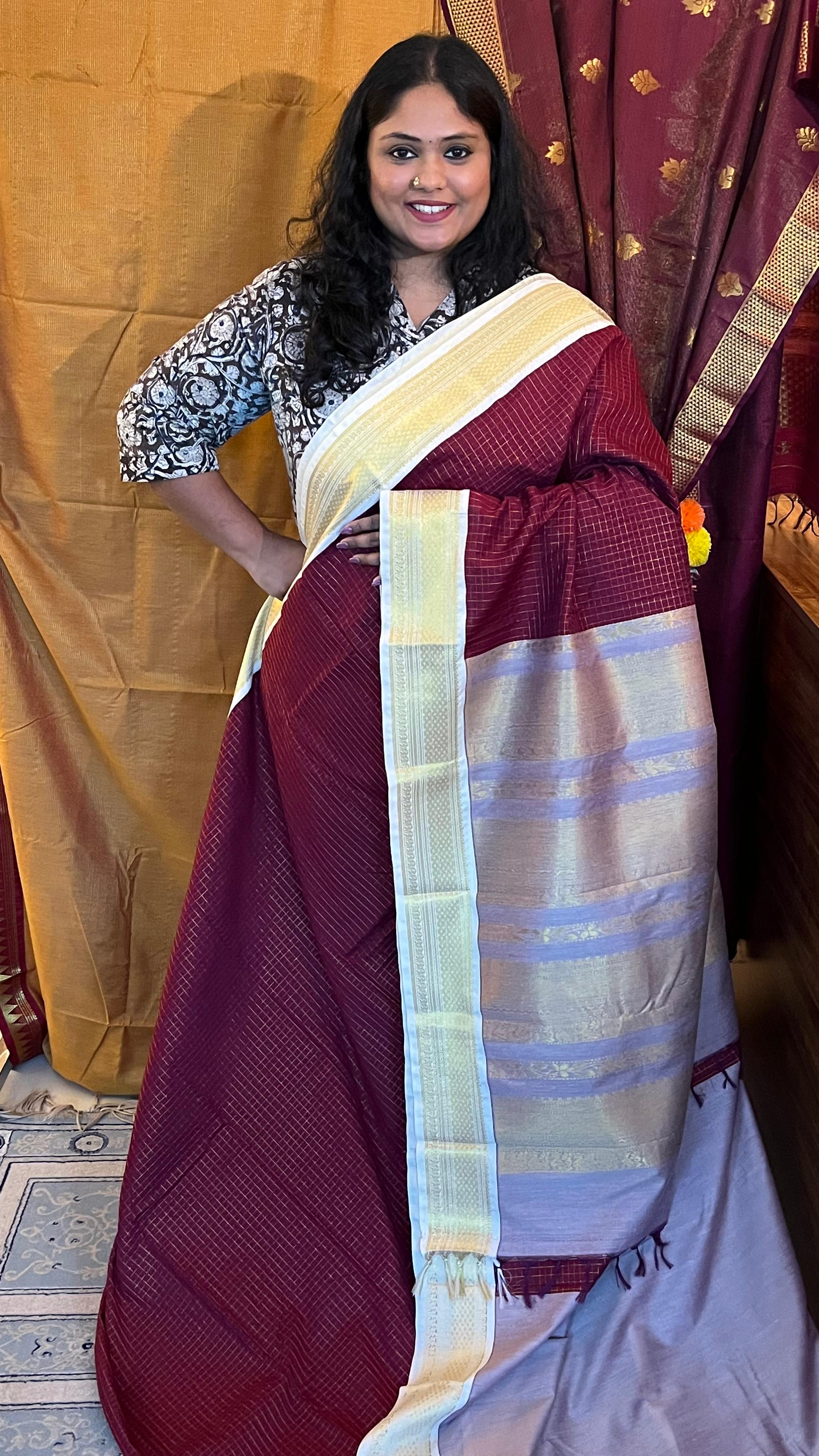 Semi Silk Checks Saree - 01-09B-07-13(Maroon)