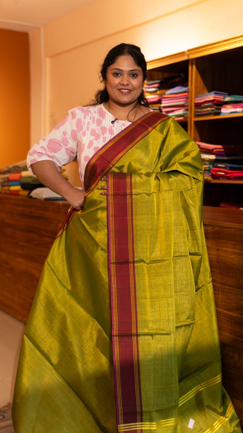 Devendra 6 Yards Saree - 11-11-04-6Y-03 (Green with Red Border)