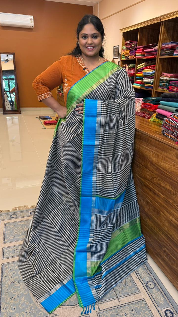 Maheshwari Ganga Jamuna Checks Saree - 05-12-09-06