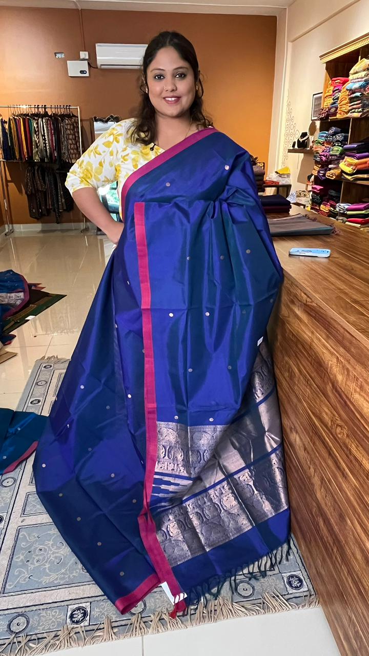 Kanchivaram Silk Cotton Saree - 01-01-01-04 (Blue Shot Pink)