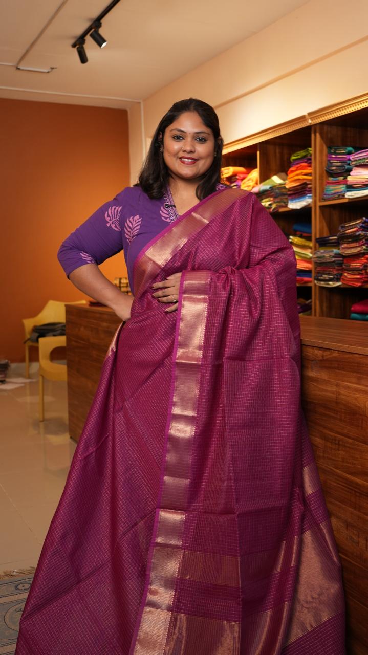 Maheshwari Silk Cotton Kattam Saree - 05-01-01-16 (Meganta)