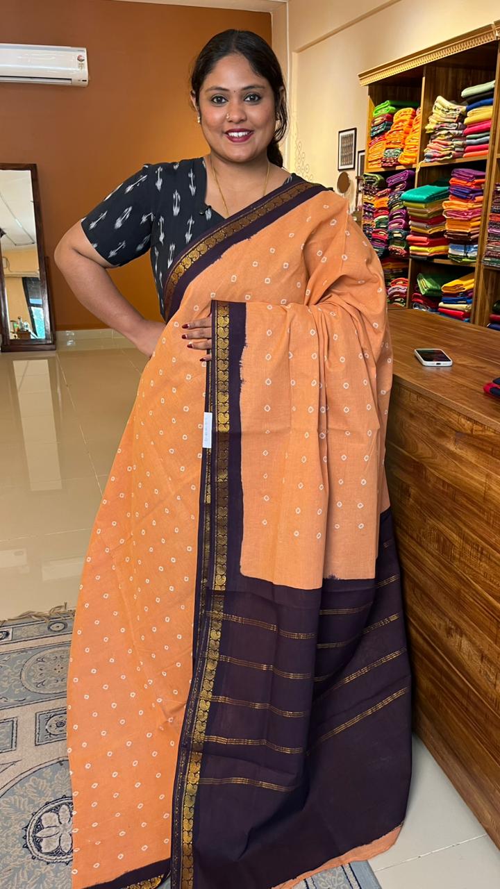Sungudi Kai Kattu Saree - 11-12-10-6Y-03 (Biscuit Color)