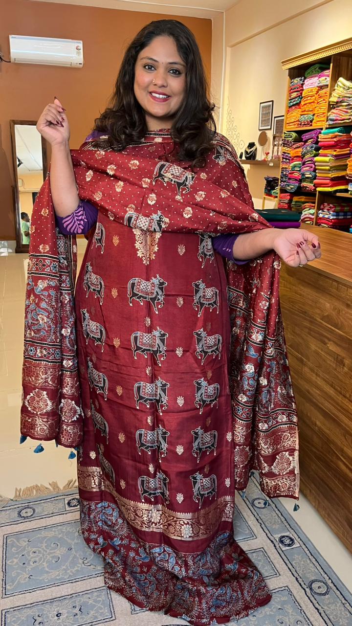 Dola Silk Salwar Set - 46-12-02-04 (Maroon)