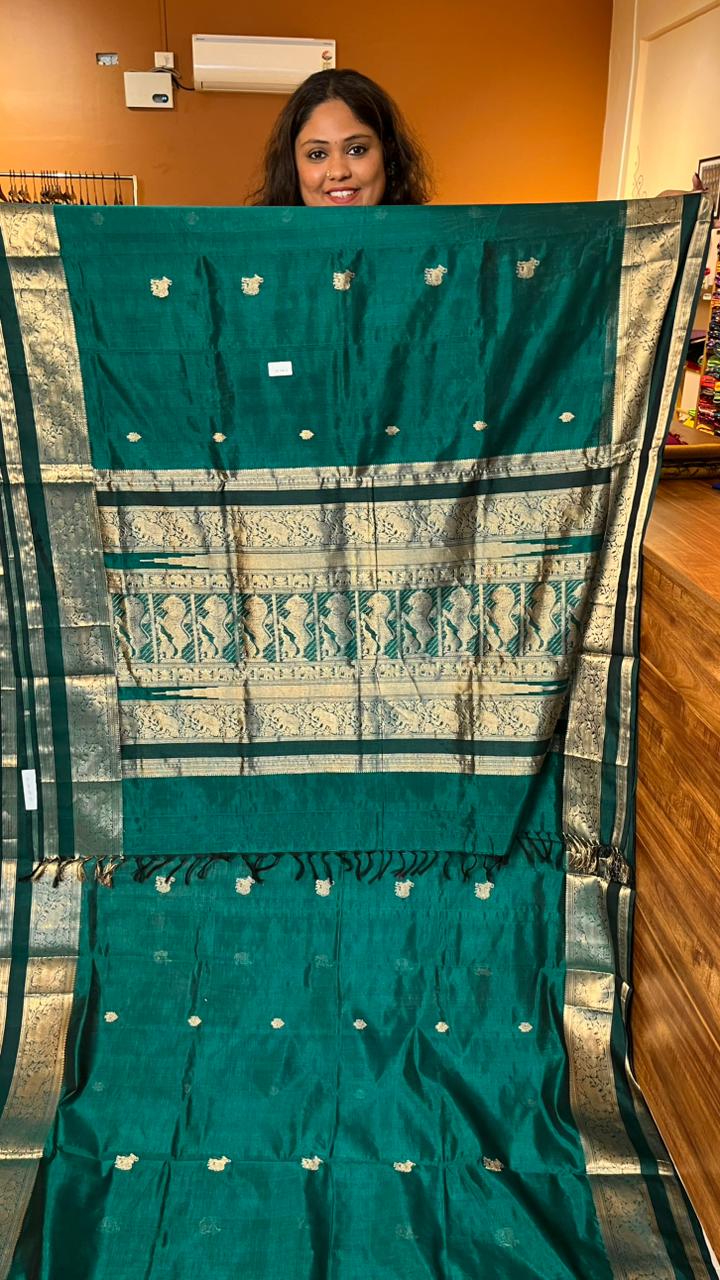 Kanchivaram Silk Cotton Saree - 01-01-15-01 (Emerald Green 10 Yards Madisar)