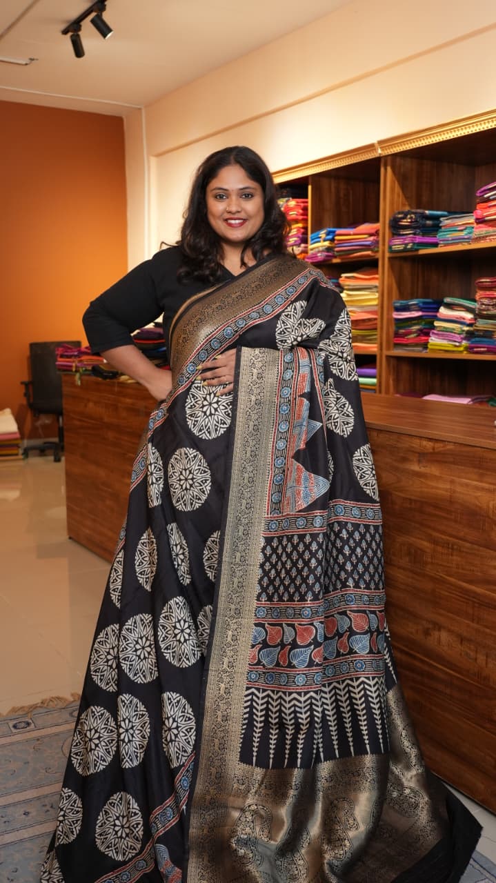 Dola Silk Ajrakh Print Saree - 46-12-01-11 (CLASSIC NOIR)