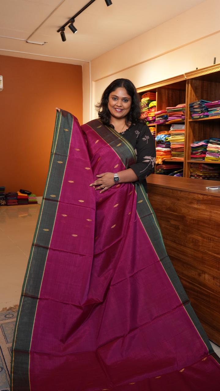 Devendra 10.5 Yards Madisar - 12-07-08-10Y-01 (LADY LOTUS)