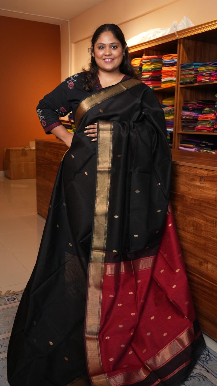 Maheshwari Silk Cotton Saree - 05-02B-16-04 (CURTAIN BLACK)