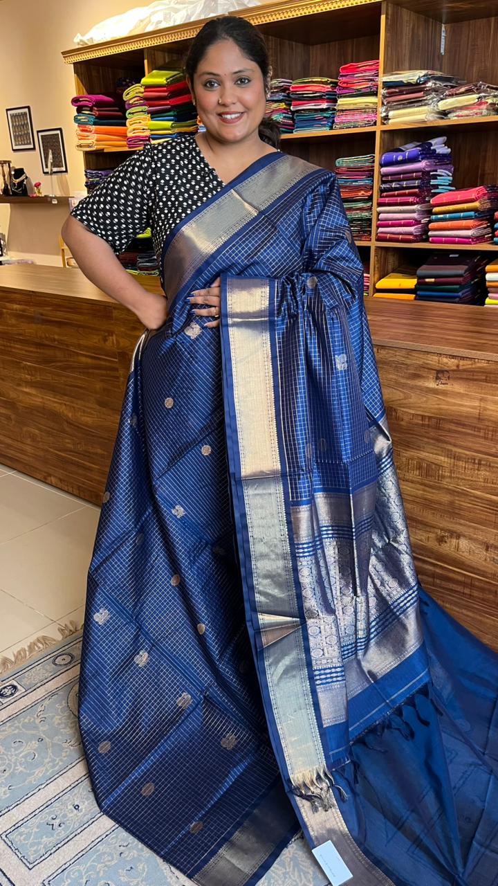 Masterpiece Kanchivaram Pure Silk Cotton Saree - 01-03-09-05 (Royal Blue Kattam)