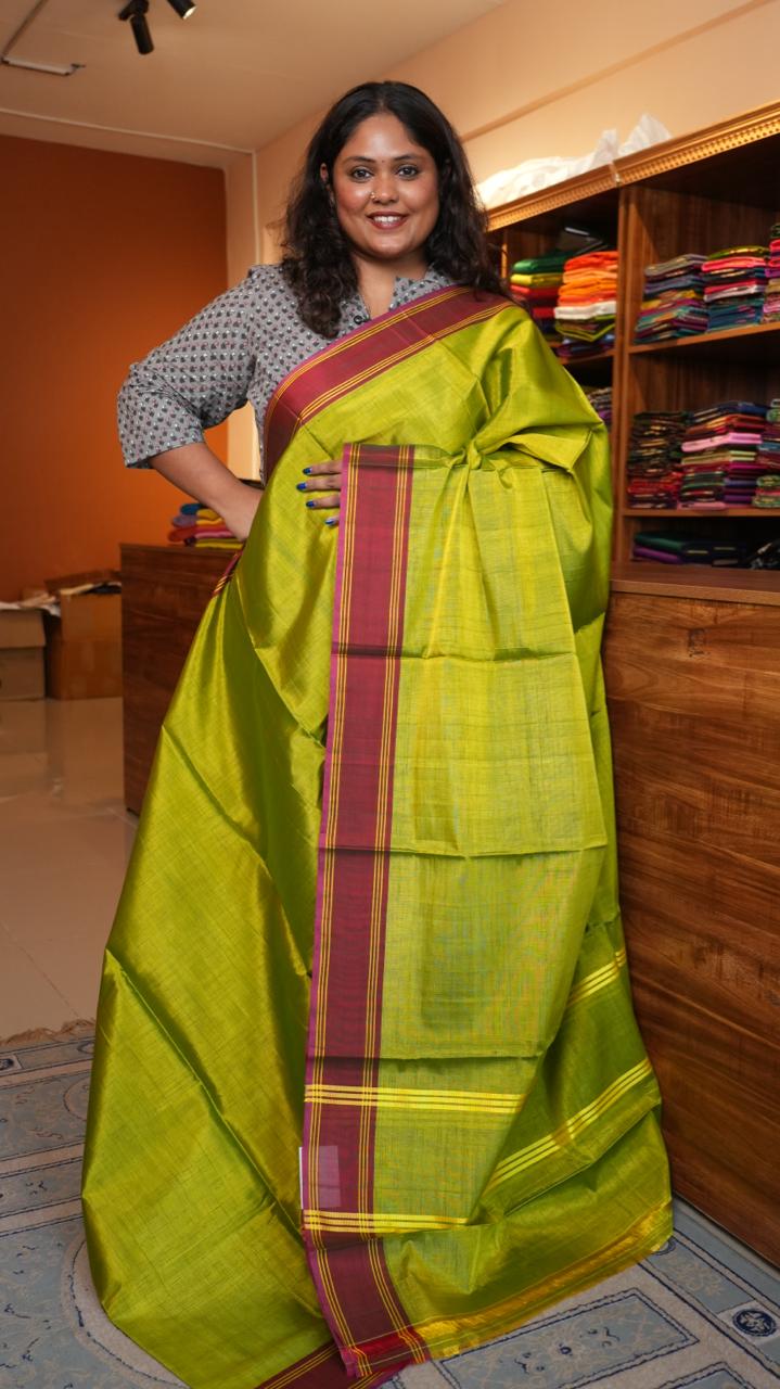 Devendra 6 Yards Plain Saree - 11-11-04-6Y-03 (FERN VERDANT)