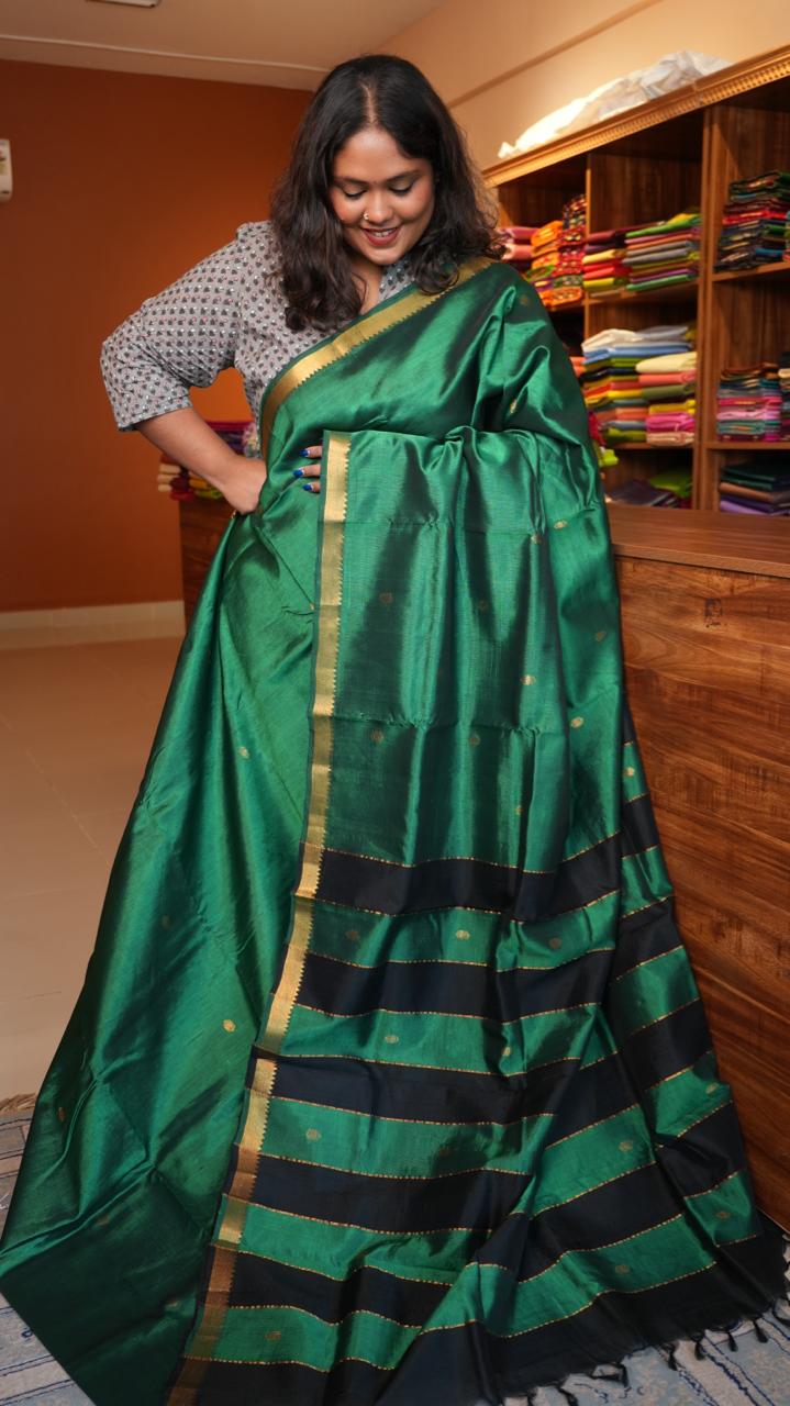 Mangalagiri Silk Cotton Saree Small Border with Bhuttis - GREEN GARNET (15-04-03-03)