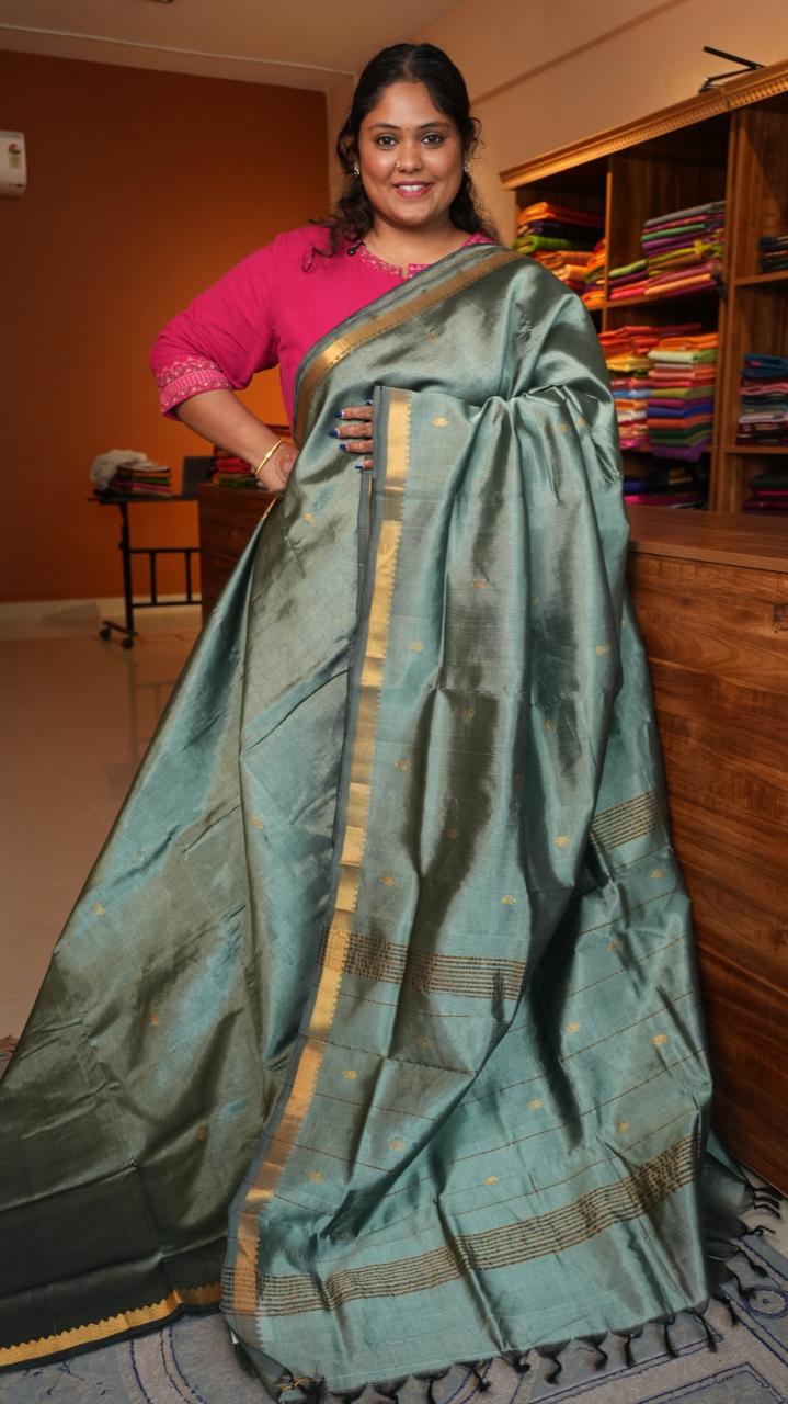Mangalagiri Small Borders with Bhutta Saree -15-04-02-03 (DUSK GREEN)