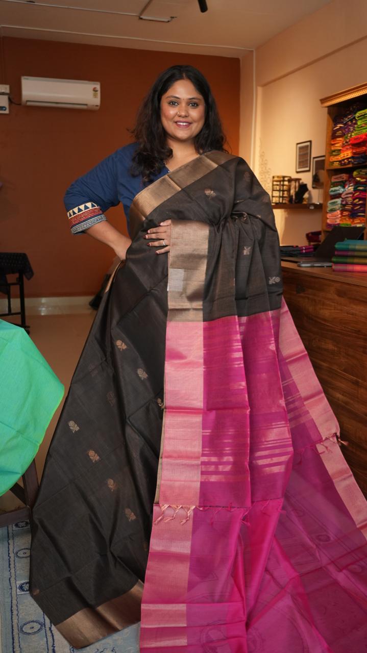 Floral Bhutti Kora Silk Cotton Saree -04-06-02-02 (SMOKED CHARCOAL)