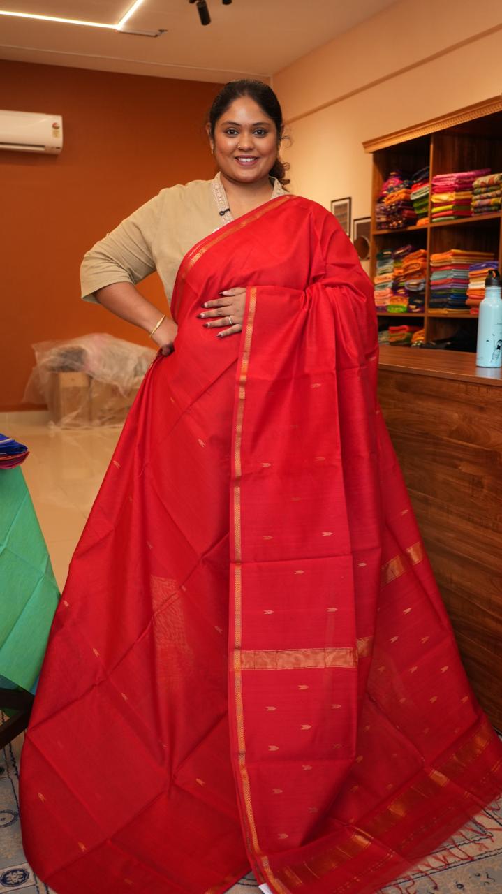 Maheshwari Small Border Bhutti Sarees - 05-07-01-11 (PILLARBOX)
