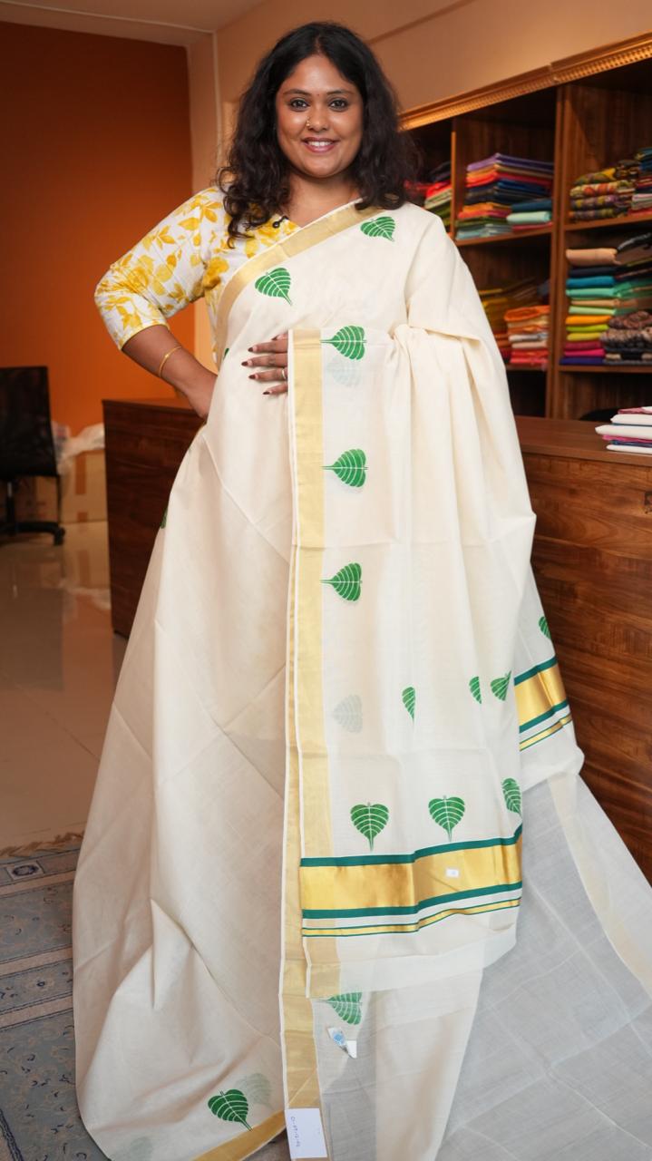 Handwoven Balaramapuram Kasavu Sarees - Handpainted -01-07-12-02 (BODHI)
