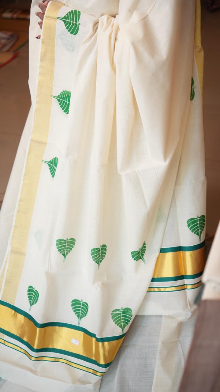 Handwoven Balaramapuram Kasavu Sarees - Handpainted -01-07-12-02 (BODHI)