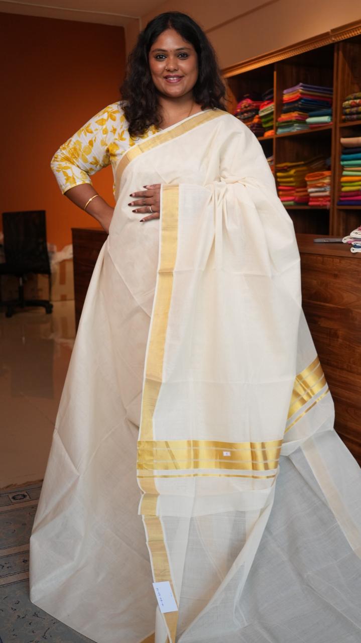Handwoven Balaramapuram Kasavu Sarees - Traditional -01-07-08-01 (GOLD STRIPE KASAVU)
