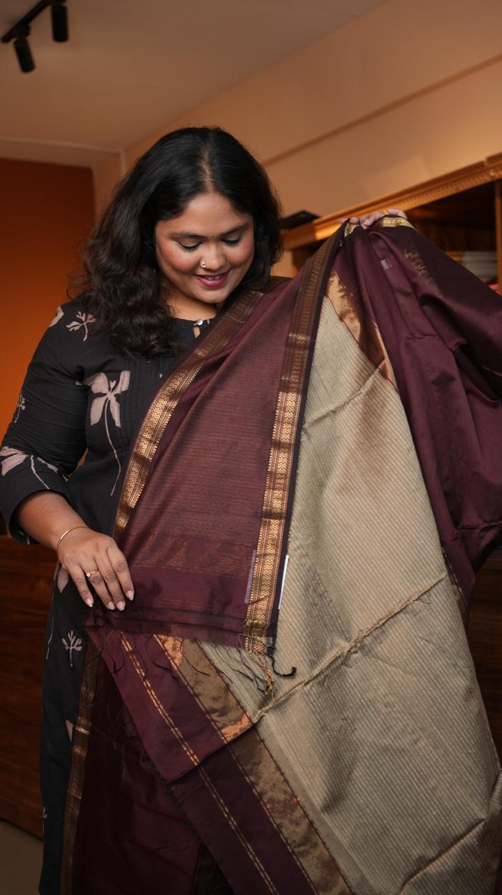 Maheshwari Small Border Jute Pallu Sarees -05-08-03-09 (CASSIS BROWN)