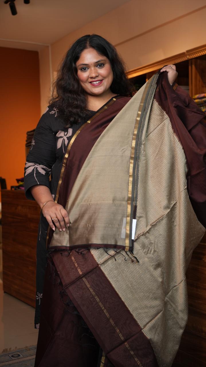 Maheshwari Small Border Jute Pallu Sarees -05-08-03-07 (CACAO)