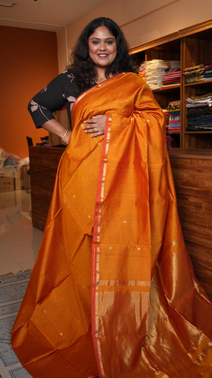 Maheshwari Zari Line Small Border Saree - 05-08-06-07 (LEH BERRY)