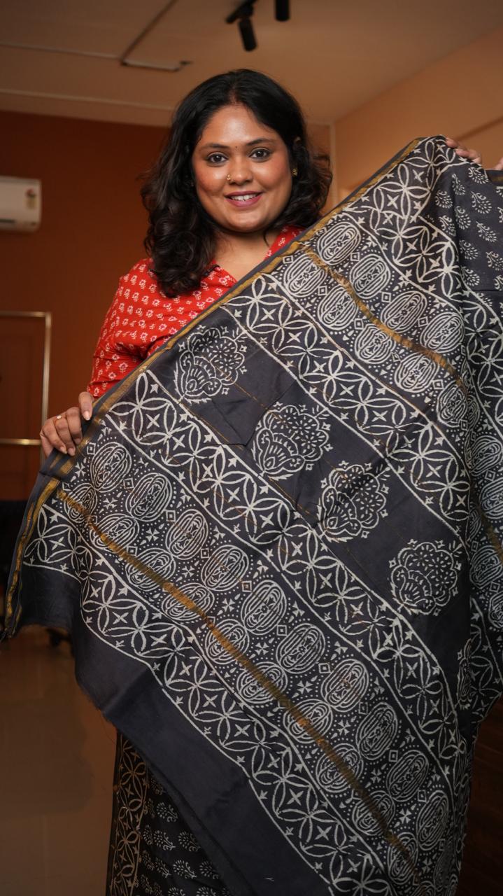 Chanderi Black and White Saree -51-08-01-09 (FILIGREE)