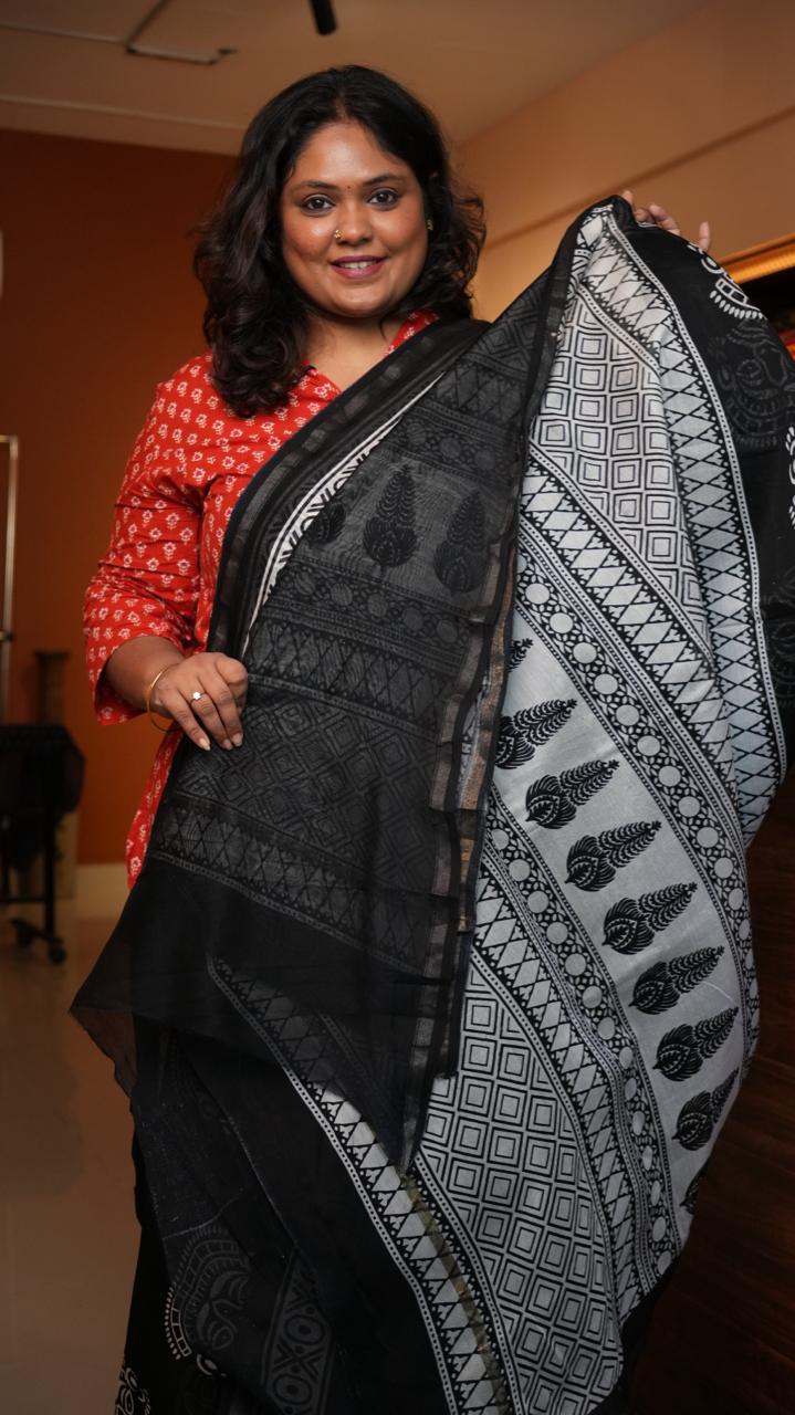 Chanderi Black and White Saree -51-02-01-33 (TRIBAL VISAGE)