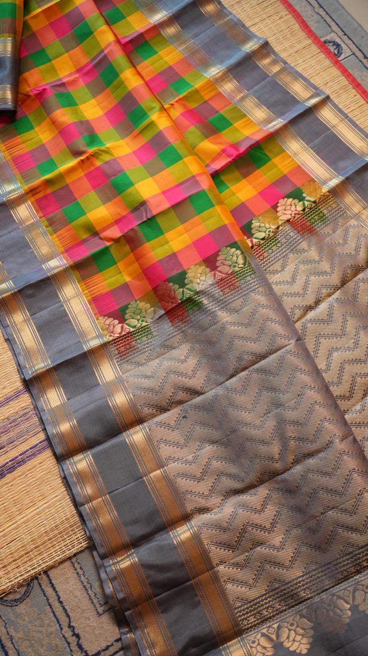 Pure Silk Paalum Pazhamum Kattam Saree -04-08B-01-01 (CARNIVAL)