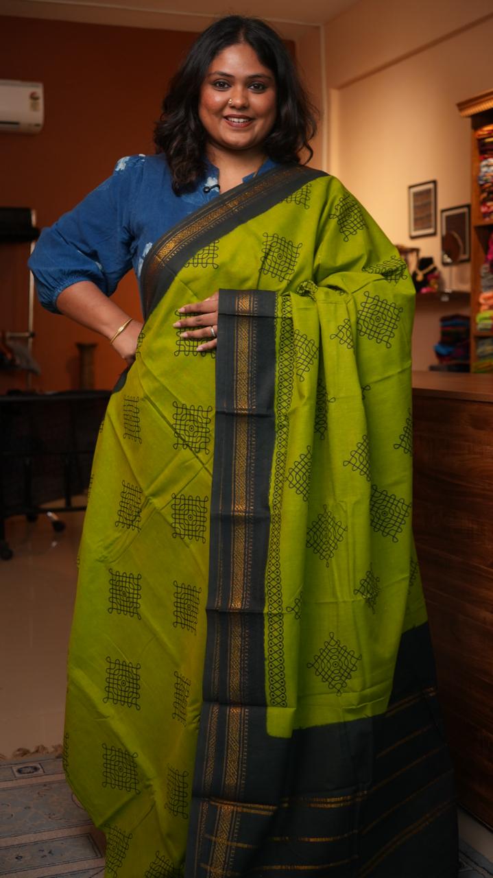 Madurai Cotton Small Border Kolam Saree - 11-04B-01-7Y-04 (GREEN ORCHID)
