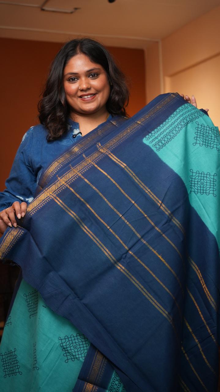 Madurai Cotton Small Border Kolam Saree - 11-04B-01-7Y-06 (BLUE SUCCULENT)