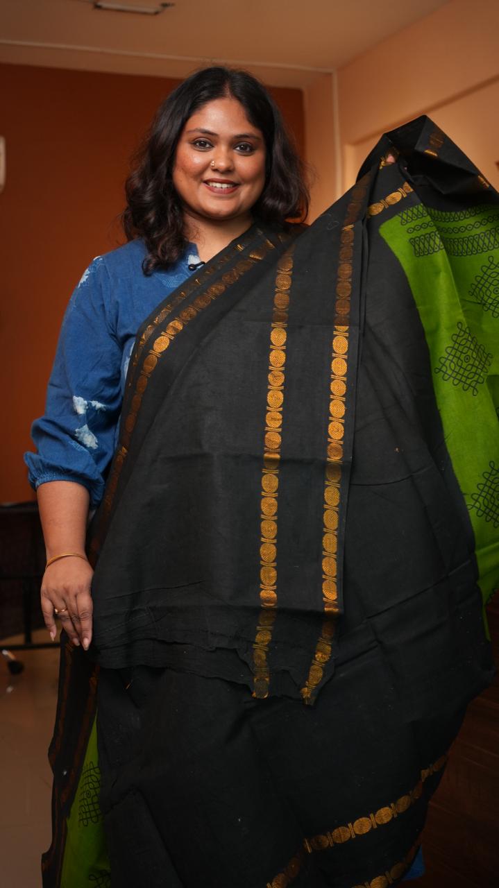 Madurai Cotton Big Border Saree -11-04F-03-02 (PEAPOD)