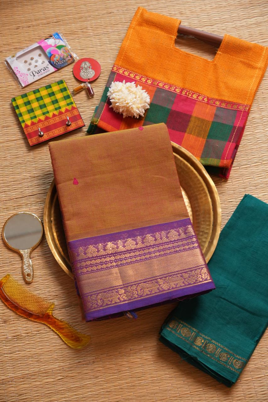Kanchi Cotton Saree with Hamper -01-09-02-13 (OCHREWOOD)