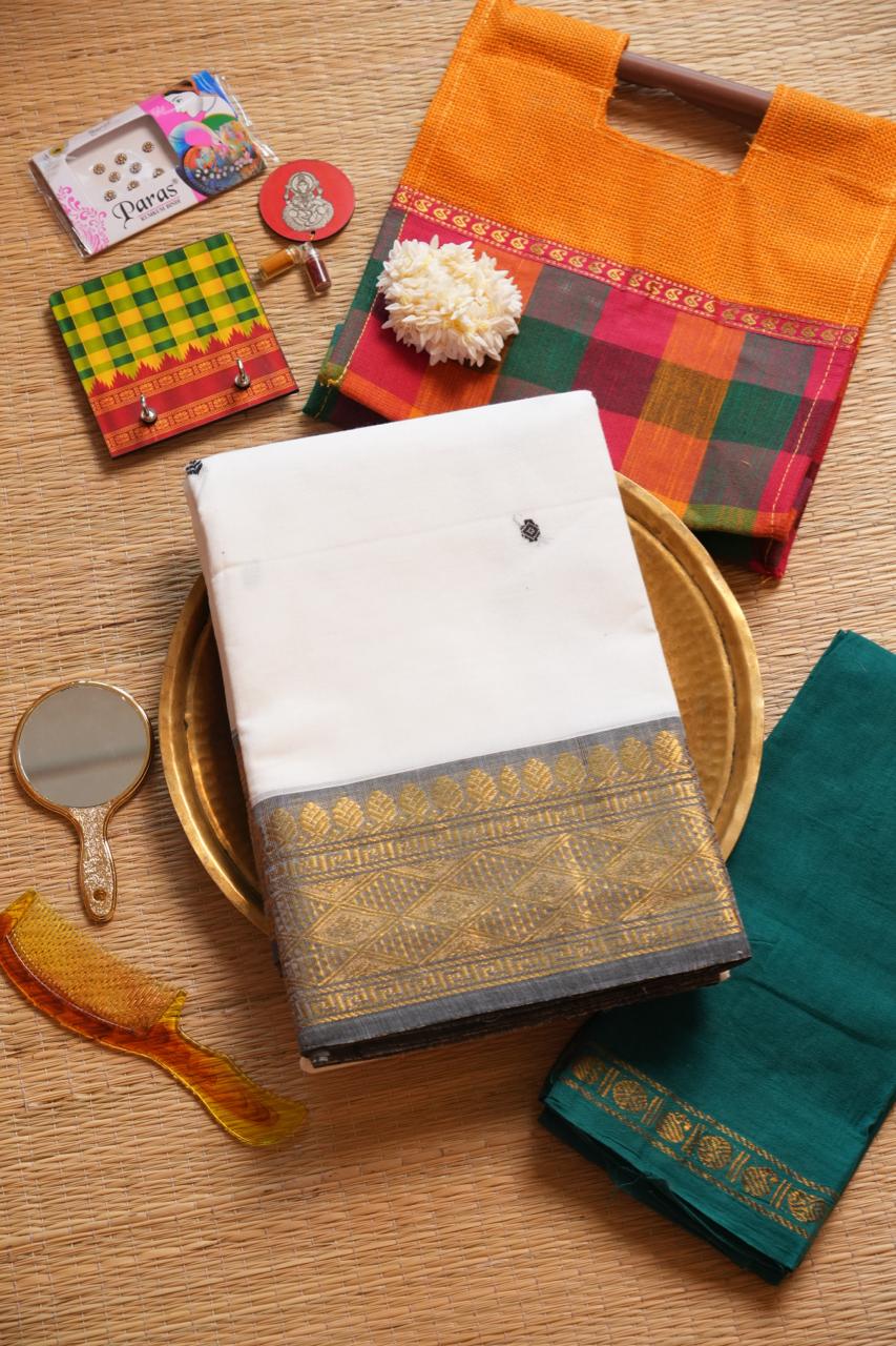 Kanchi Cotton Saree with Hamper -01-09-02-03 (MERINGUE)