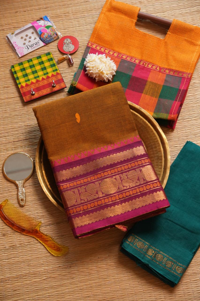 Kanchi Cotton Saree with Hamper -01-09-02-11 (PRALINE)