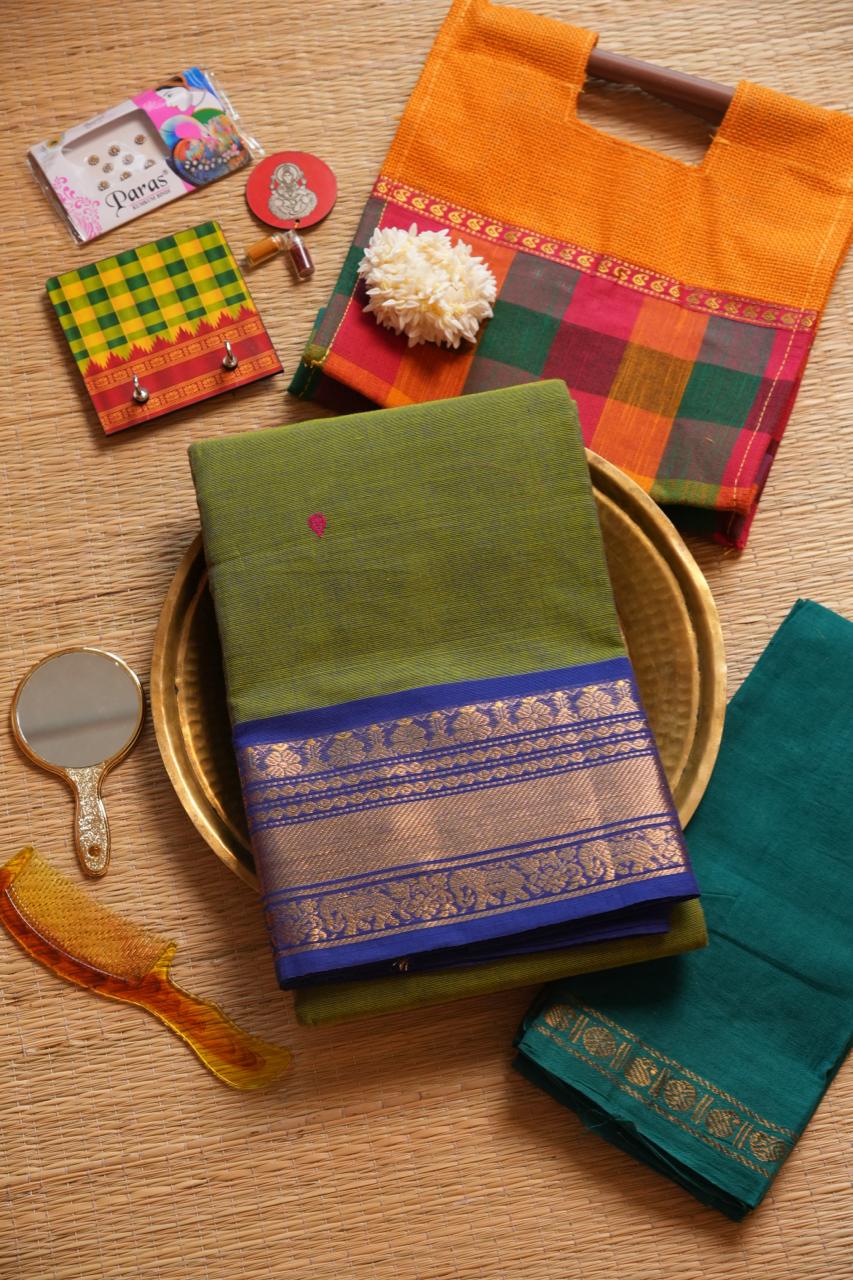 Kanchi Cotton Saree with Hamper -01-09-02-07 (EDAMAME)