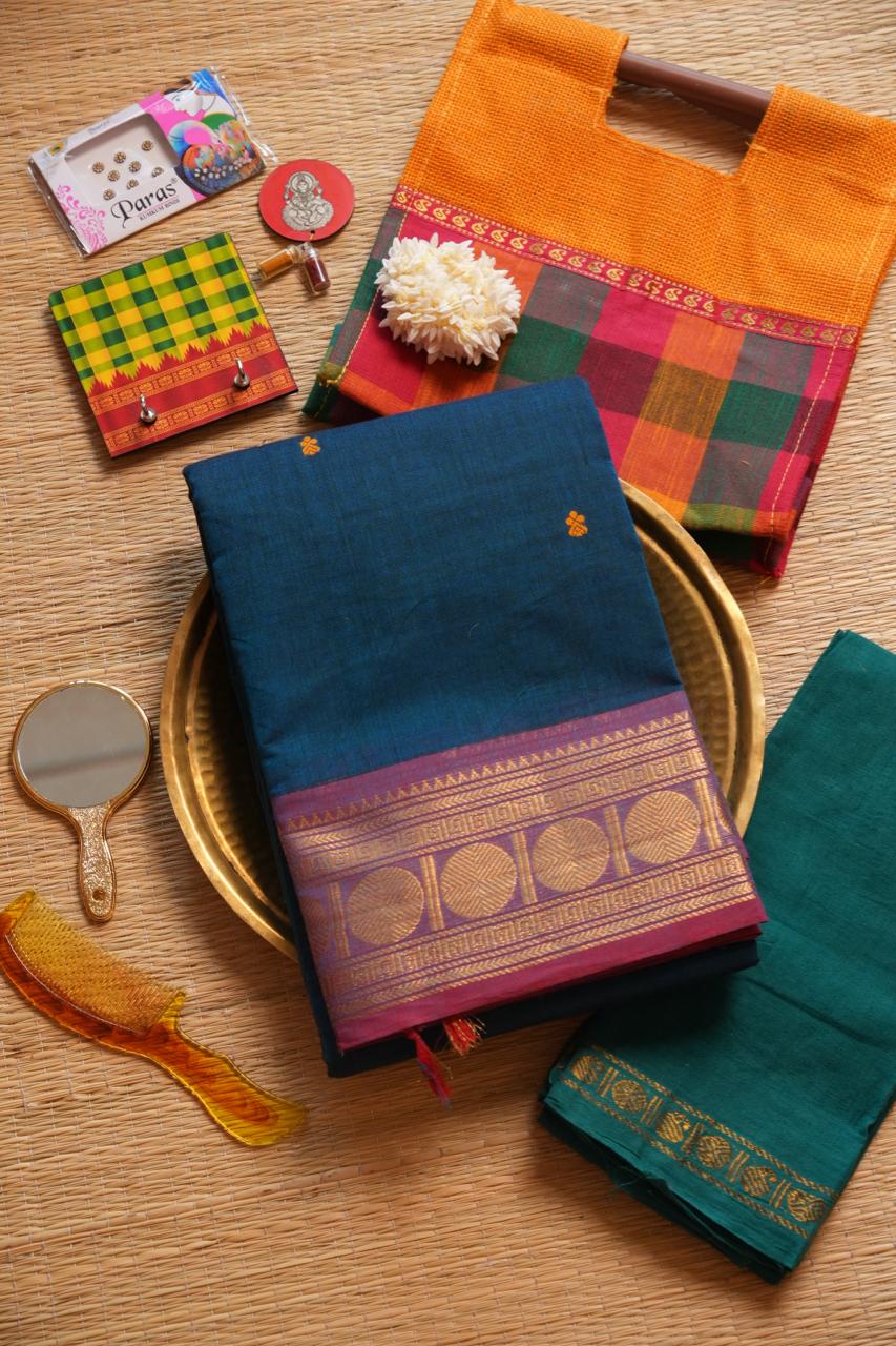 Kanchi Cotton Saree with Hamper -01-09-02-21 (JUNIPER)