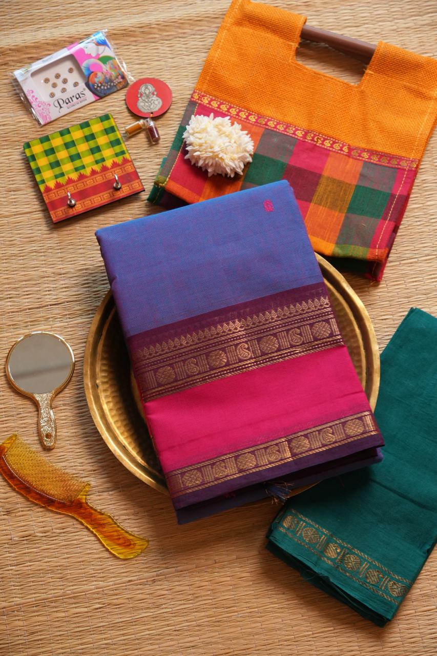 Kanchi Cotton Saree with Hamper -01-09-02-14 (SLOE)