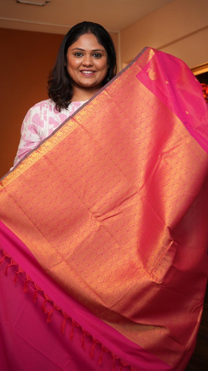 Vairaoosi Semi Silk Saree -01-09-08-07 (ELDERBERRY)
