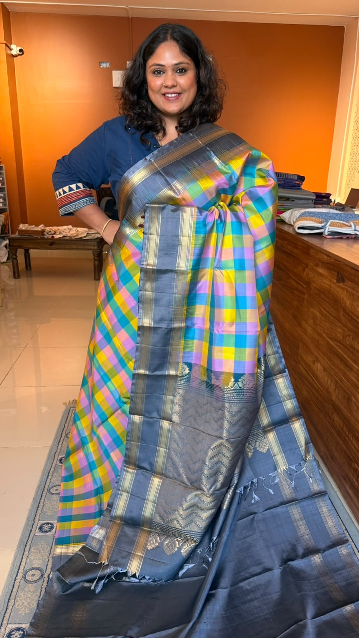 Pure Soft Silk Paalum Pazhamum Kattam Saree -04-10-01-05 (HRIDAYA)