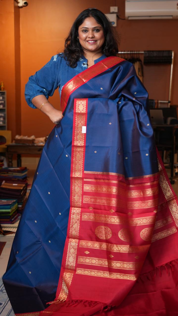 Masterpiece Kanchivaram Pure Silk Saree -01-10-18-02 (KANTHA)