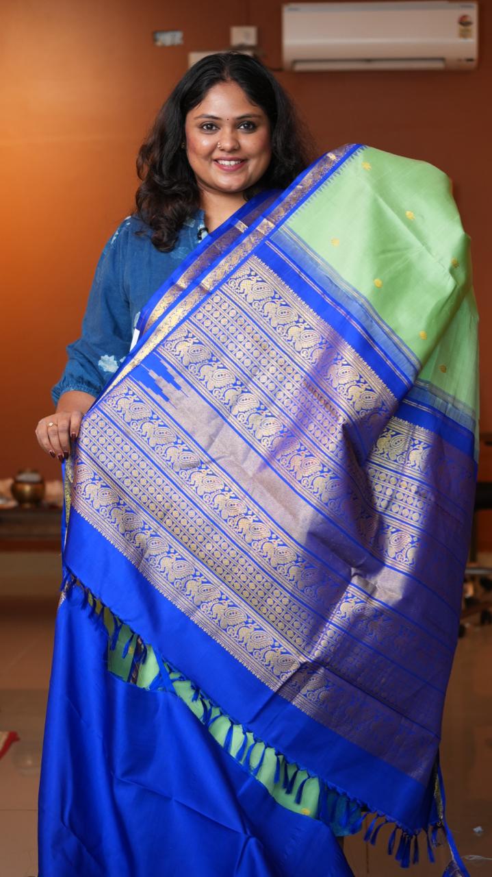Masterpiece Kanchivaram Pure Silk Saree -01-10-17-01 (ROCHINI)