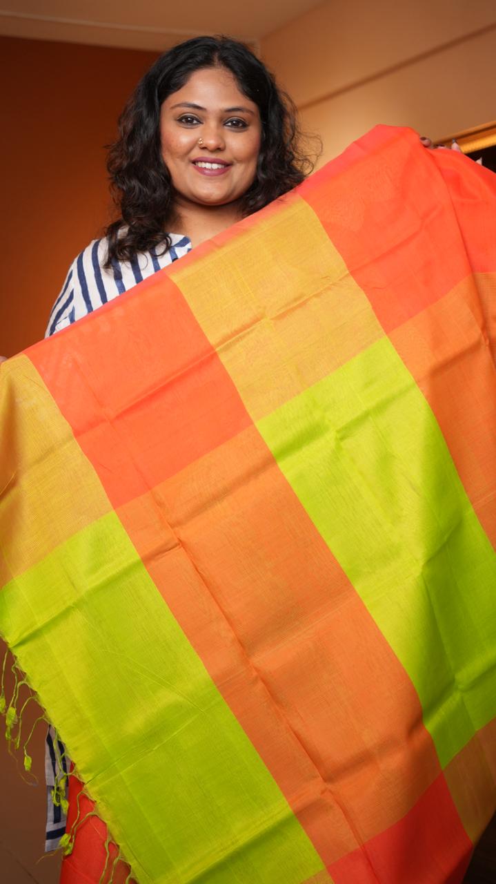 Mangalagiri Plain Dual Shade Saree -15-09D-03-02 (PAPAYA EMBER)
