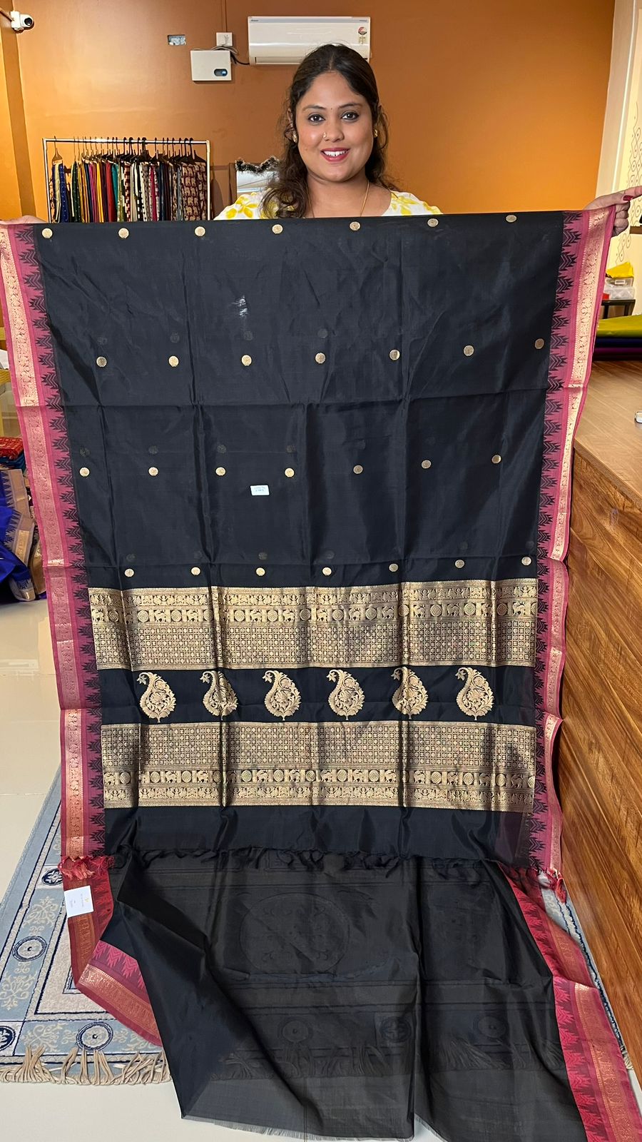 Kanchivaram Silk Cotton Coin Bhutta Saree - 01-01-07-07