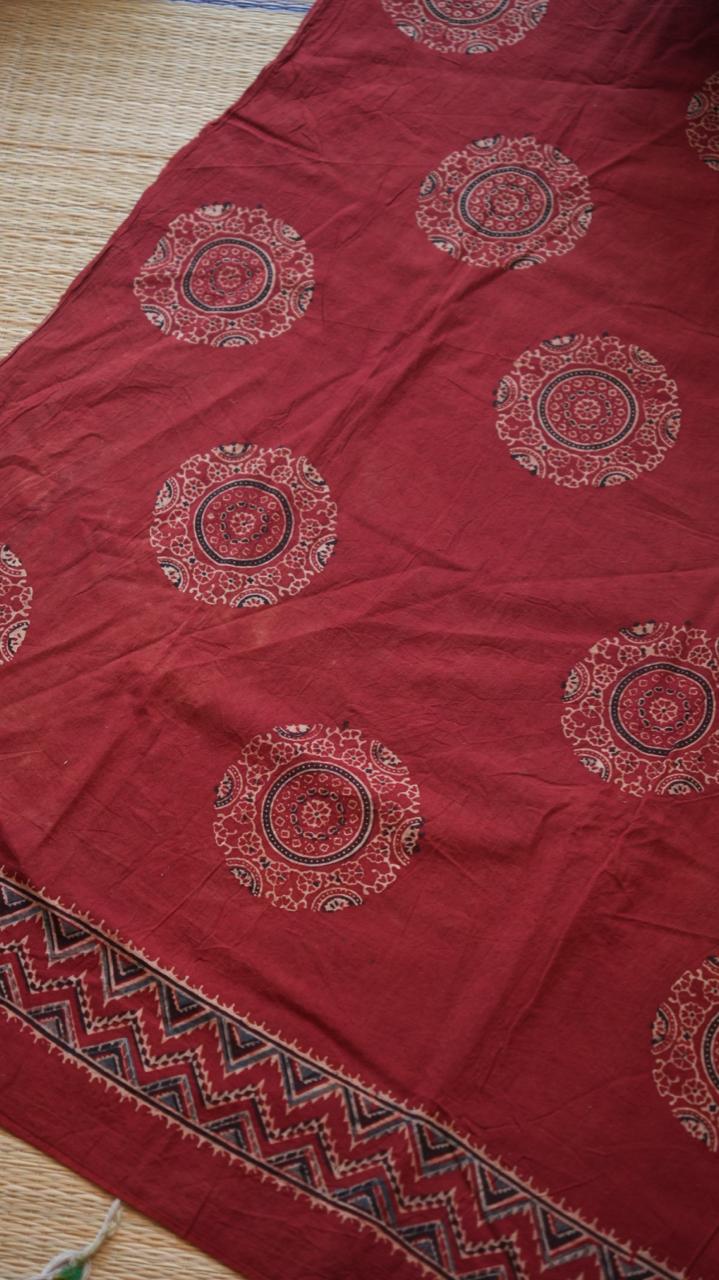 Ajrakh Cotton Saree - 46-12-01-01 (AJRAKH LAAL)