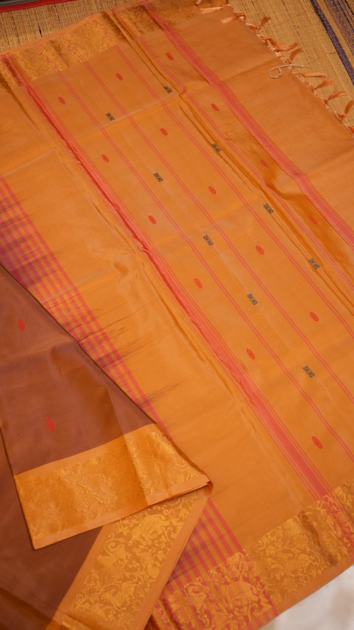 Chinnalampattu 6 Yards Saree - 03-04-01-05 (CARAMEL CHARM)